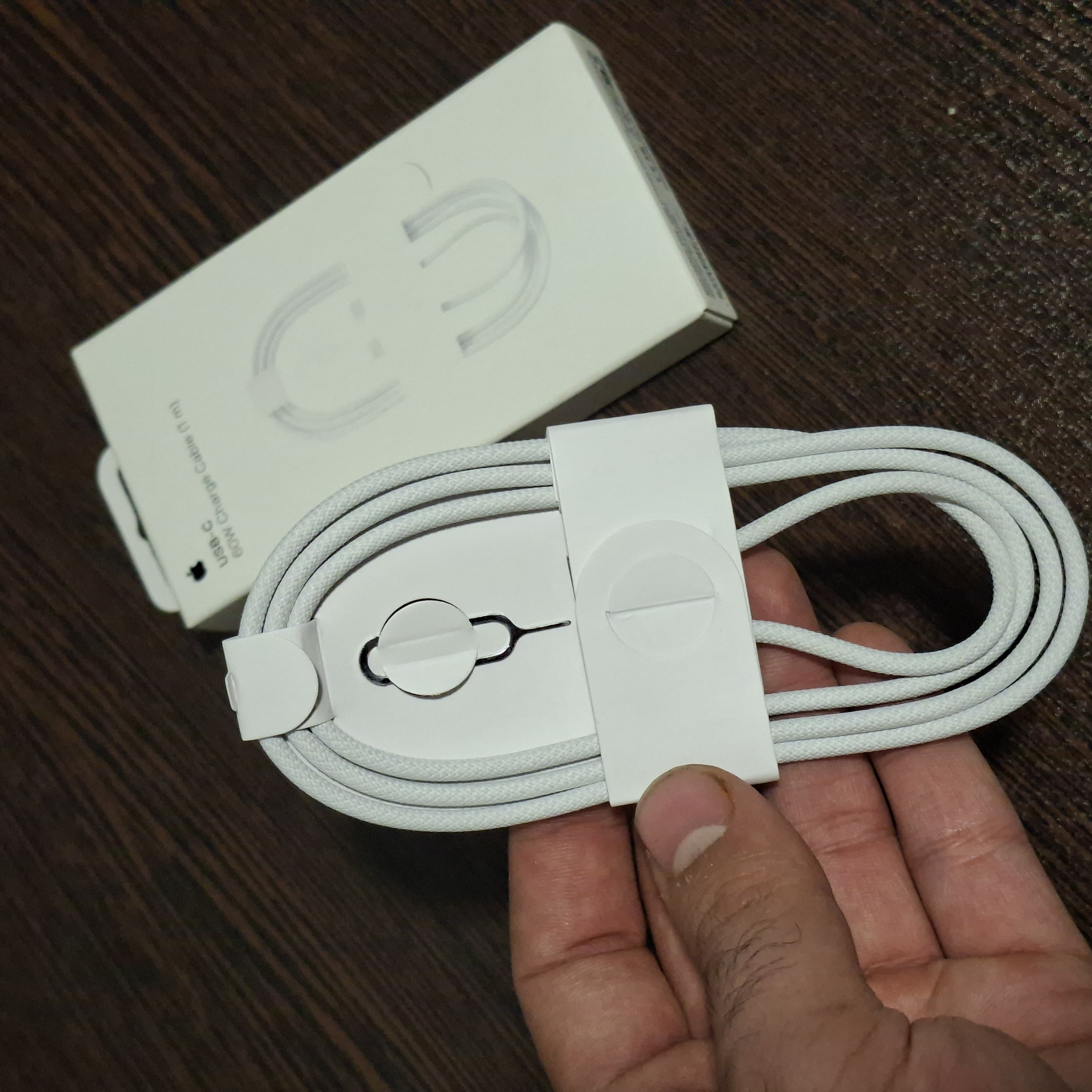 کابل شارژ اپل تایپ سی Apple iPhone 16 type-c