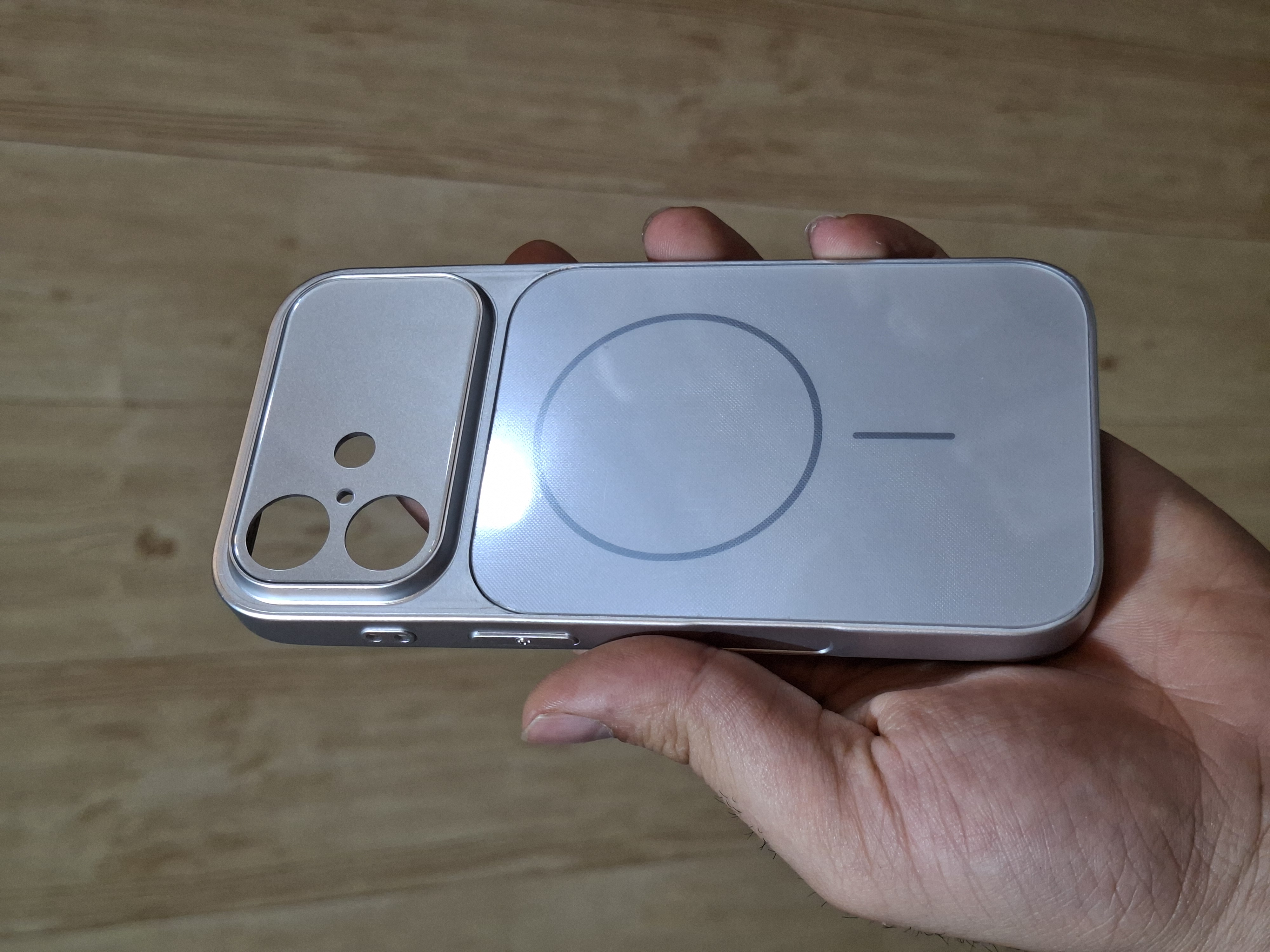 کاور تبدیل IPhone 15 به IPhone 17 Pro تبدیل آیفون 15 به سری ۱۷