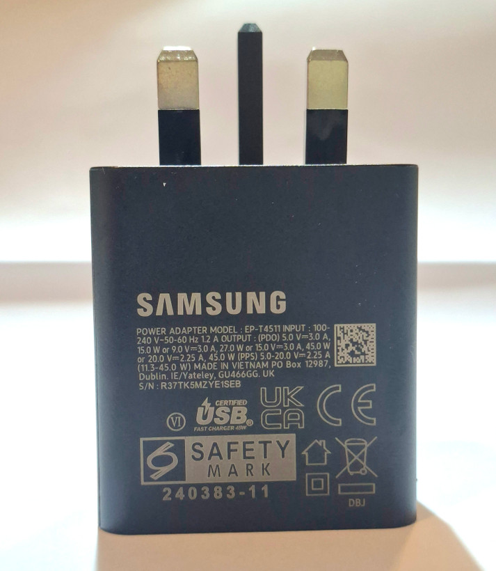آداپتور شارژر 45 وات سامسونگ سوپر فست شارژ نسخه ۲ مدل EP-T4511 به همراه کابل ۱۸۰ سانتی متری NFC اورجینال ۱۰۰ درصد