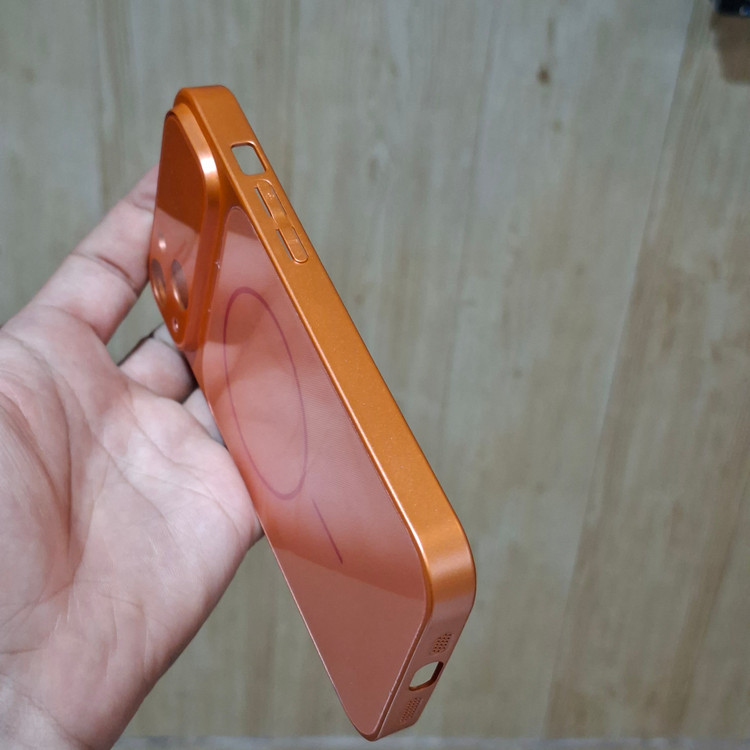 کاور تبدیل IPhone 14 به IPhone 17 Pro تبدیل آیفون ۱۴ به سری ۱۷