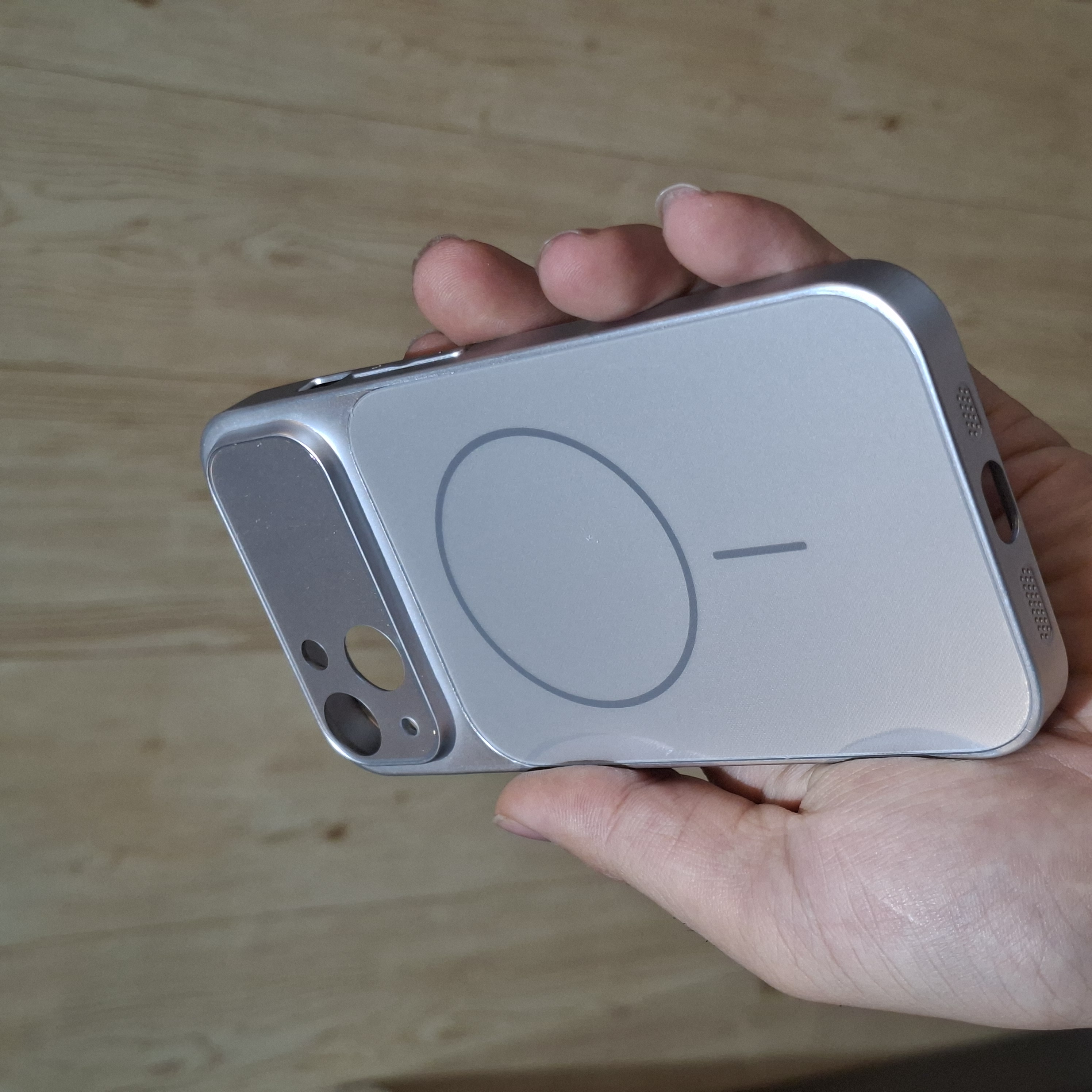 کاور تبدیل IPhone 14 به IPhone 17 Pro تبدیل آیفون ۱۴ به سری ۱۷