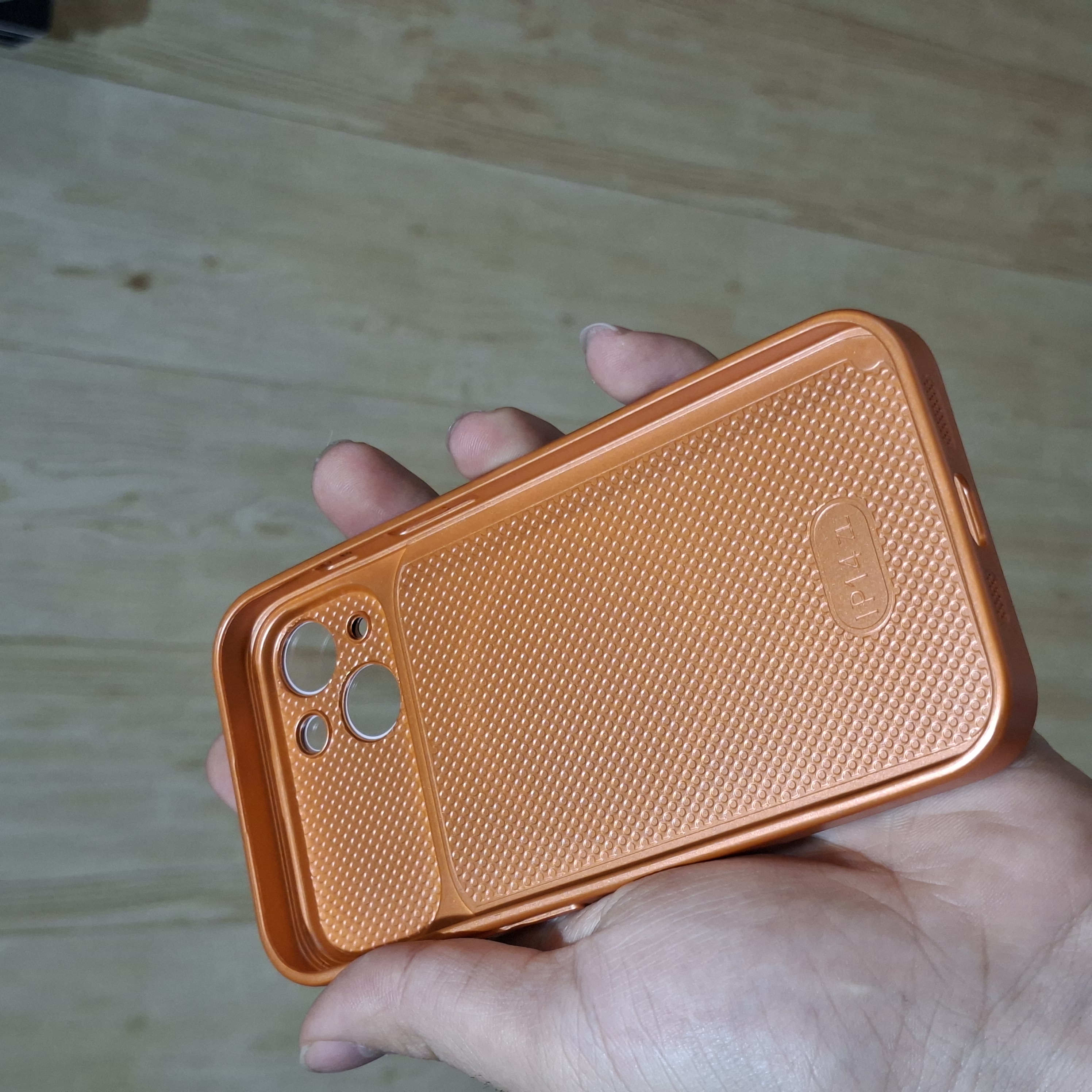 کاور تبدیل IPhone 14 به IPhone 17 Pro تبدیل آیفون ۱۴ به سری ۱۷
